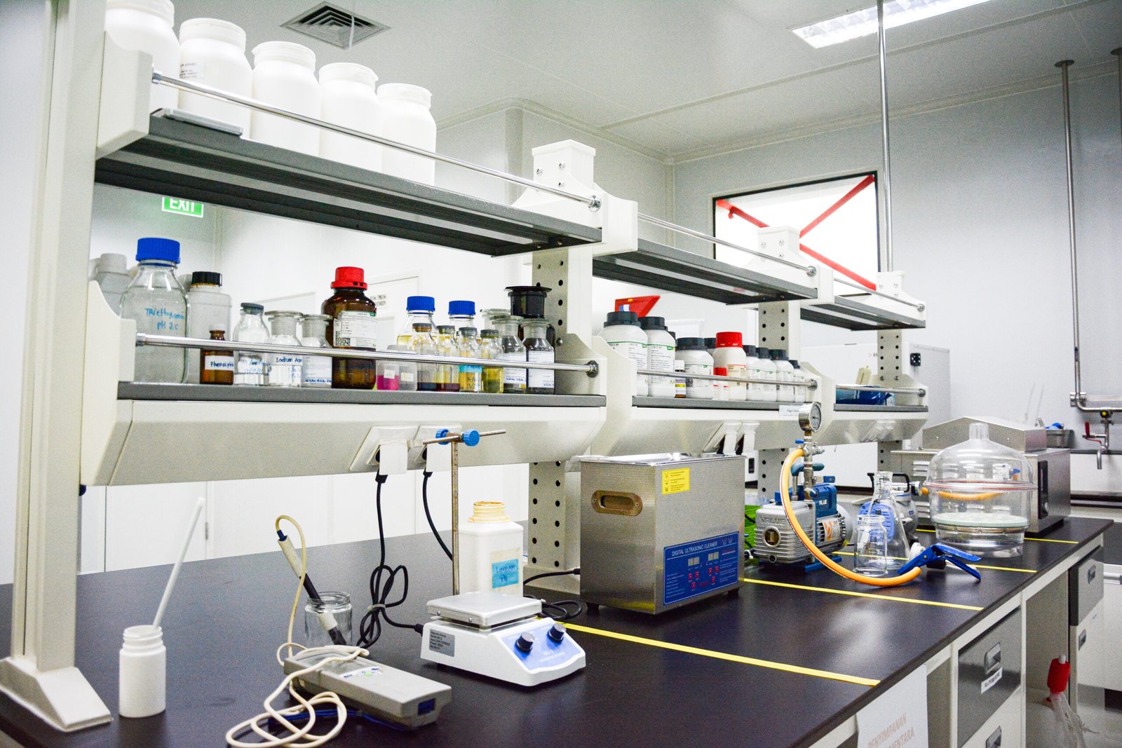 Laboratorium Instrumen
